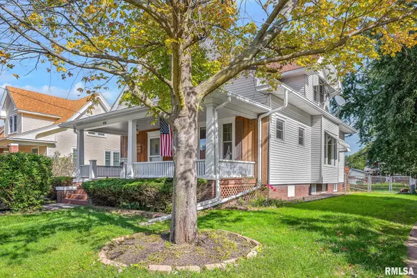 1151 BEECHER AVE, Galesburg, IL 61401