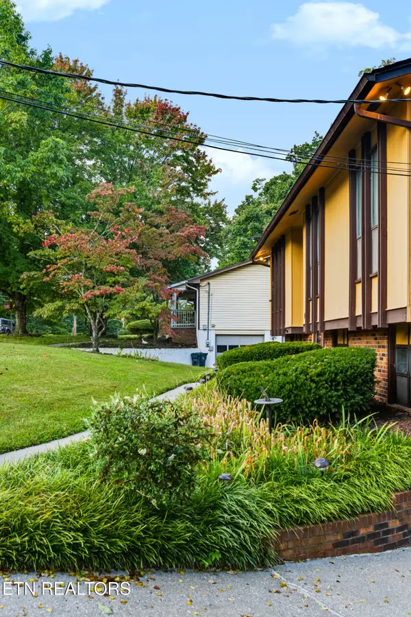 5007 Wilkshire Drive, Knoxville, TN 37921