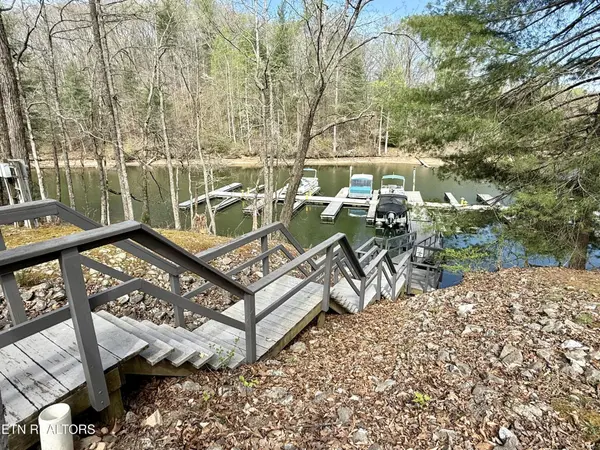 40 Eerie Point, Rockwood, TN 37854