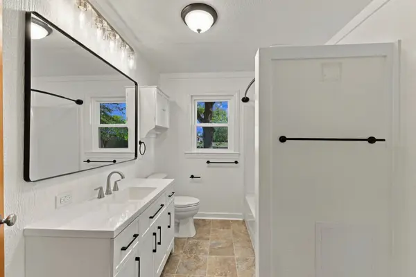 18810 Main St #W, Huntingdon, TN 38344