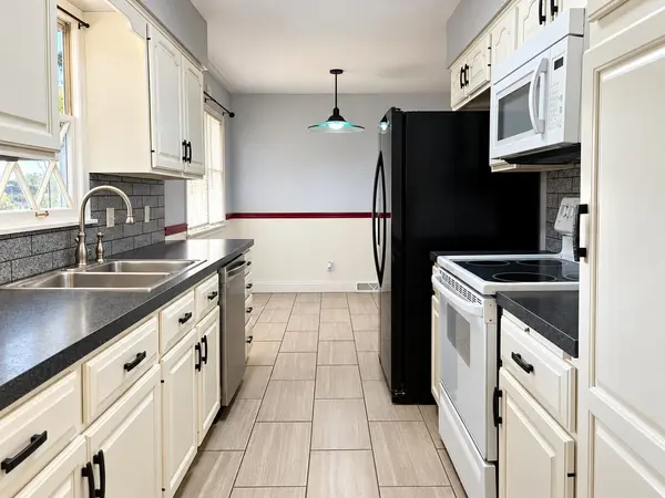 1156 N Waddington, Wichita, KS 67212