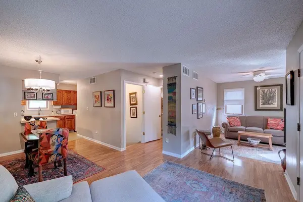 814 E 11th Ave, Winfield, KS 67156