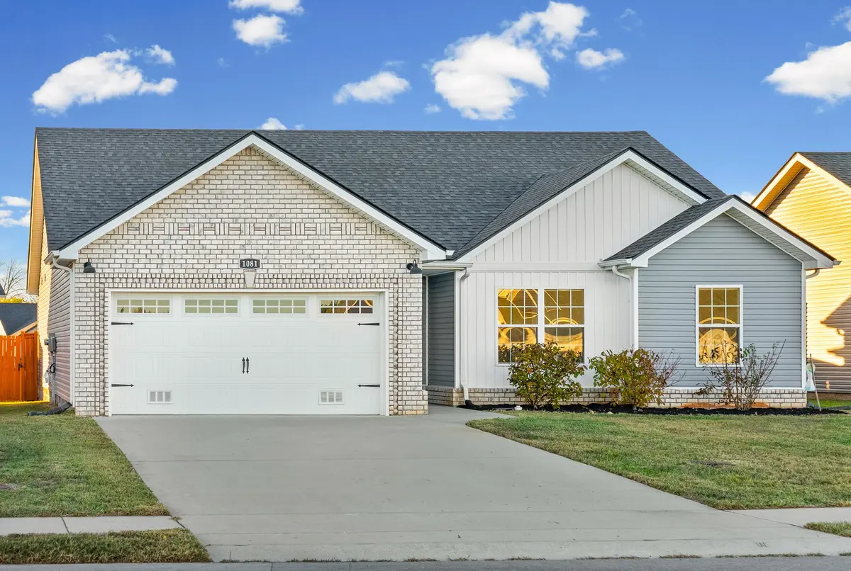 1081 Dublin Dr, Clarksville, TN 37042