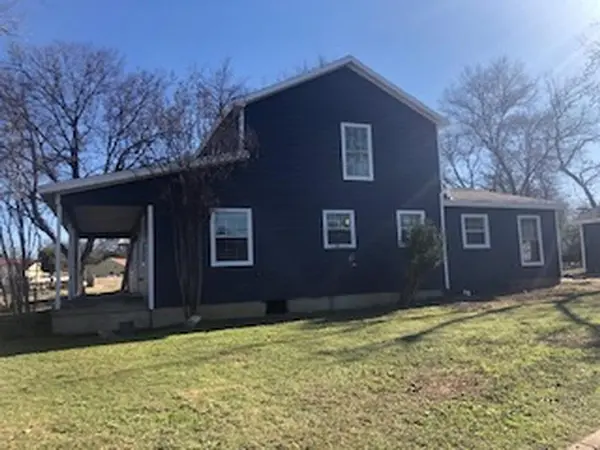 2800 Burchill Road, Fort Worth, TX 76105
