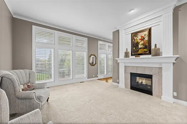 6105 W 147th ST #W, Overland Park, KS 66223