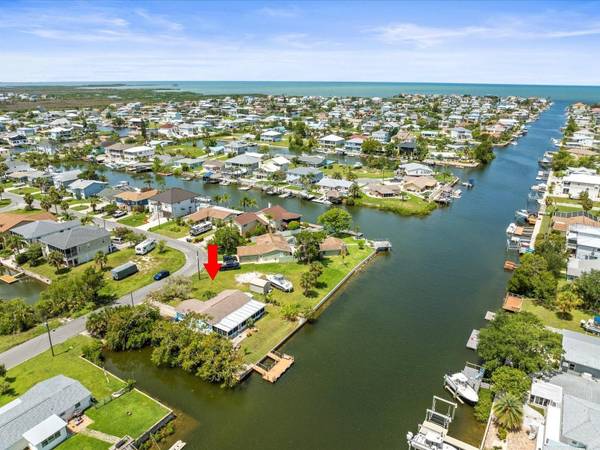 4331 TAHITI DR, Hernando Beach, FL 34607