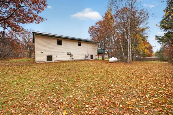 642 Center Point CT NW, Bemidji, MN 56601