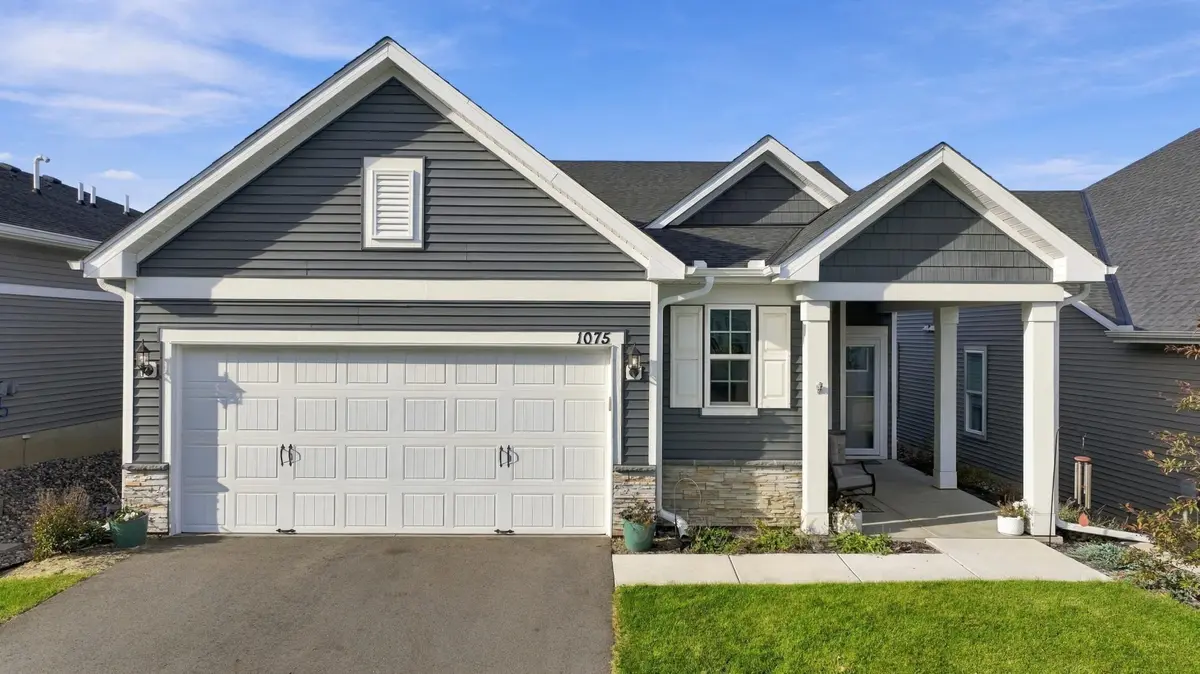 1075 Moers DR, Chaska, MN 55318