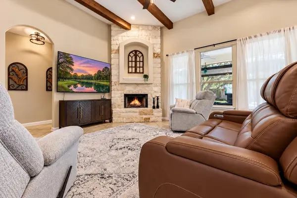 27 Whispering Valley DR, Wimberley, TX 78676