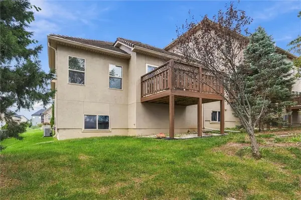 811 NE Lone Hill DR, Lee's Summit, MO 64064