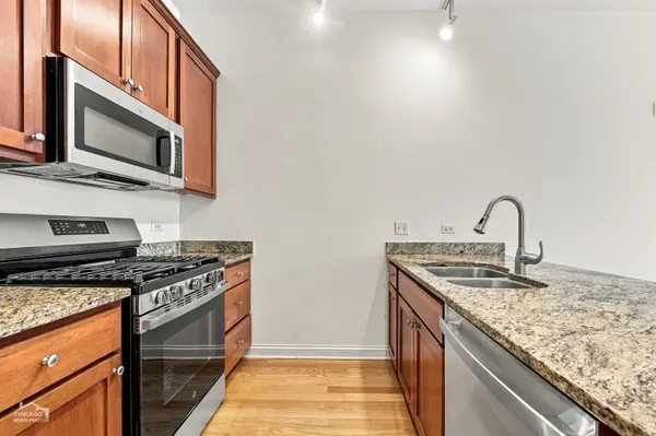 2035 S Indiana AVE #211, Chicago, IL 60616