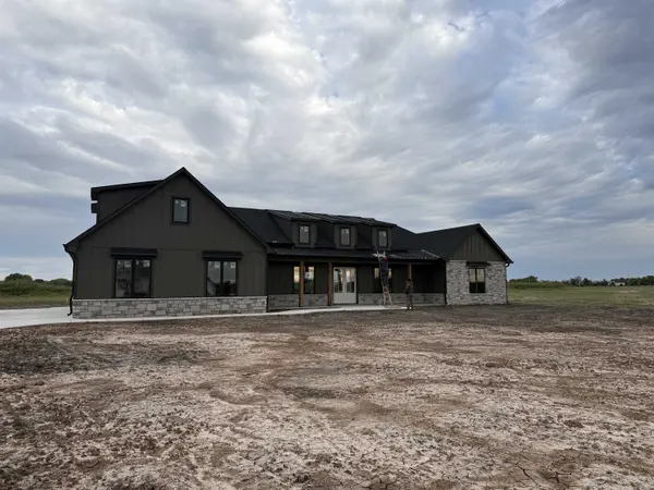 11400 E Quail Creek Rd., Derby, KS 67037