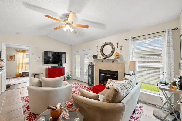 3621 Leafield DR #B, Austin, TX 78749