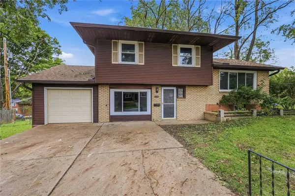 408 N Kirk AVE, Independence, MO 64050