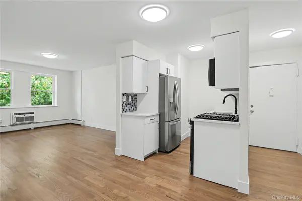 191 Kearsing Pkwy #E, Monsey, NY 10952