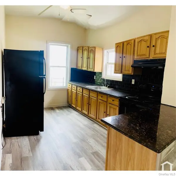 91-15 82nd ST #2nd FL, Woodhaven, NY 11421