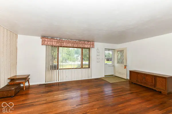 21 Golden DR, Anderson, IN 46012