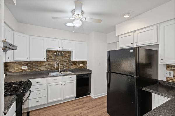 509 N California AVE, Mundelein, IL 60060