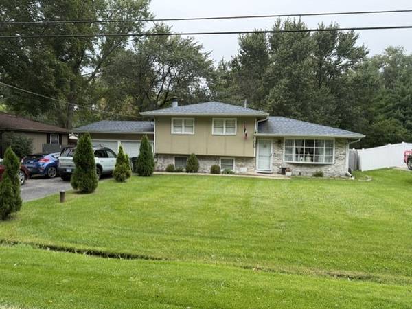 1540 Manhatas TRL, Algonquin, IL 60102