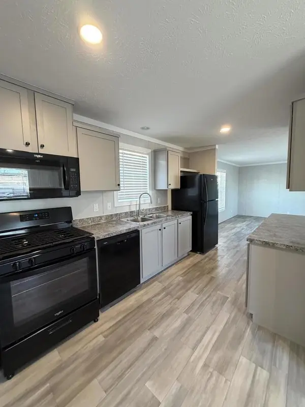 5425 Valley DR #42, Bettendorf, IA 52722