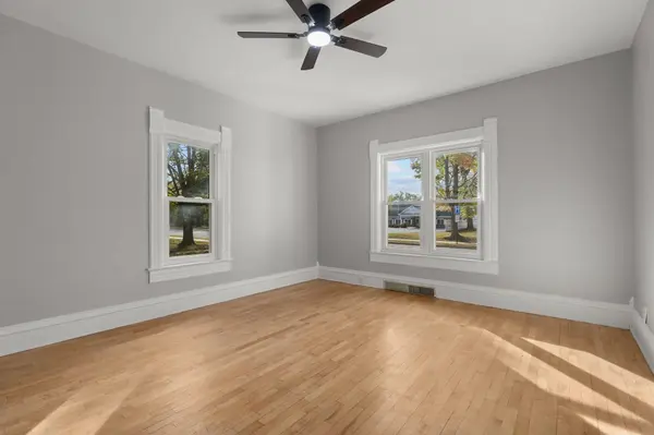 515 S MAIN ST, Waupaca, WI 54981