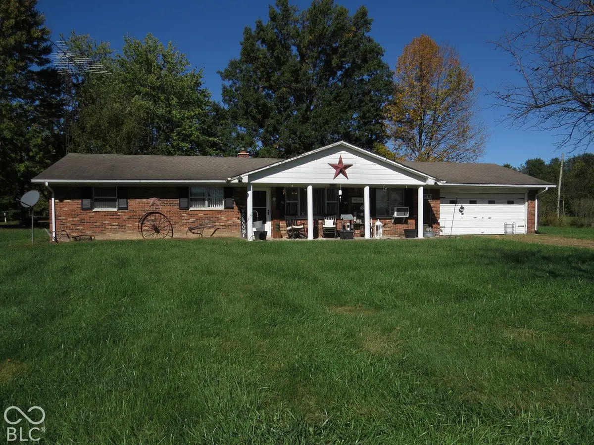8870 W 450 S, Columbus, IN 47201