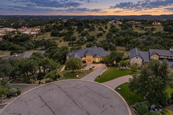 8132 Magnolia Ridge CV, Austin, TX 78738