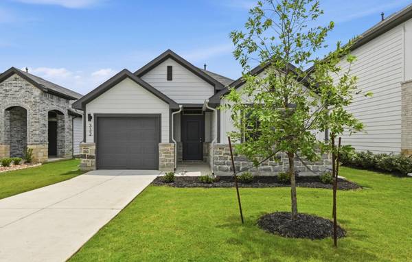 332 Bendecido LOOP, Elgin, TX 78621