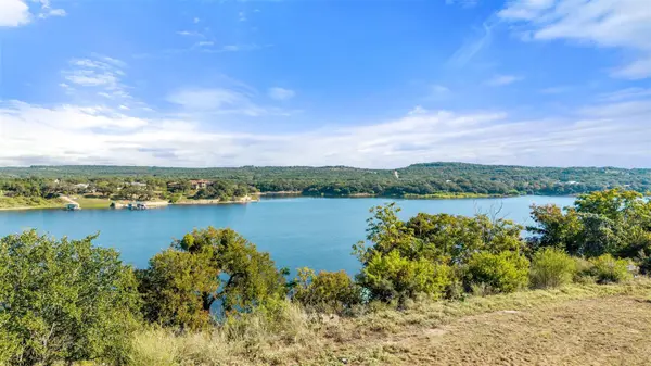 3200 Kahala Sunset DR, Spicewood, TX 78669