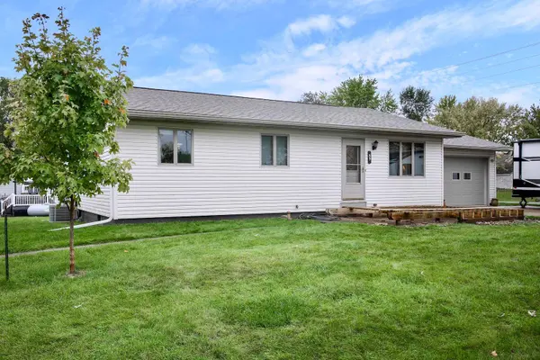 89 W 13th ST, Buffalo City, WI 54622