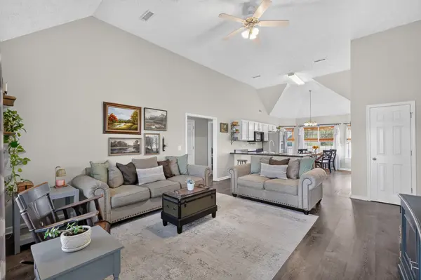 609 Fall Creek Dr, Murfreesboro, TN 37129