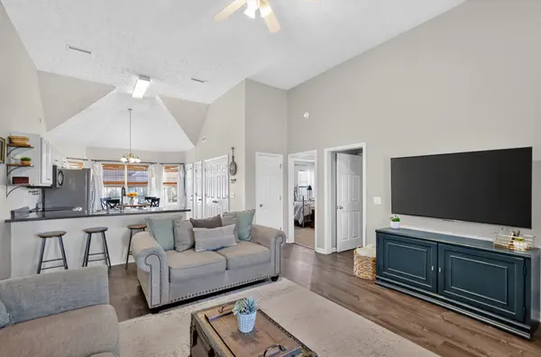 609 Fall Creek Dr, Murfreesboro, TN 37129