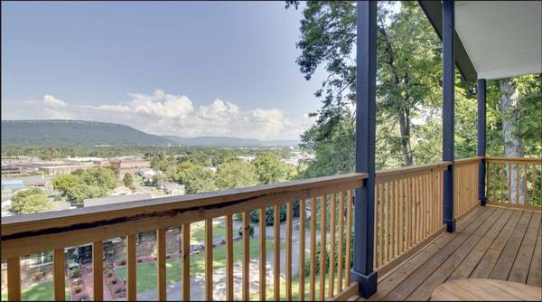 402 Dempsey Lane, Rossville, GA 30741