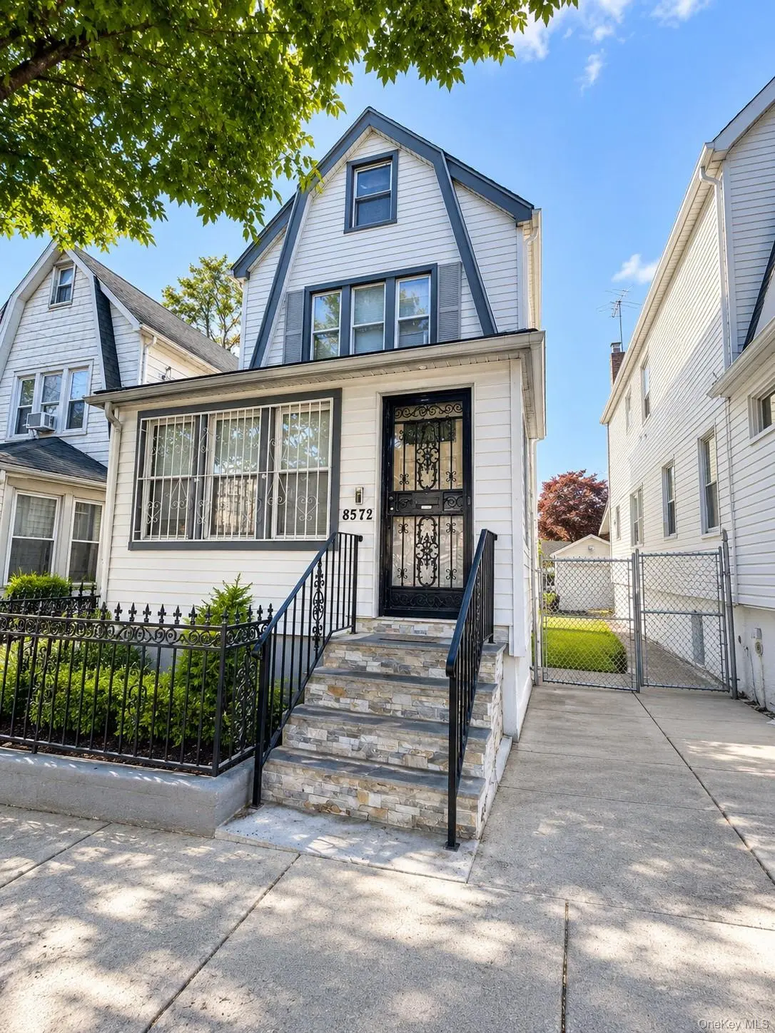 8572 144th ST, Jamaica, NY 11435