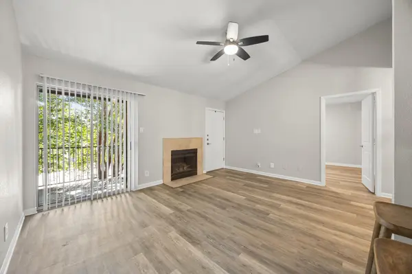 3204 Menchaca RD #104, Austin, TX 78704