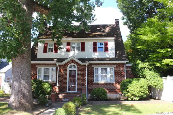 21215 33rd AVE, Bayside, NY 11361