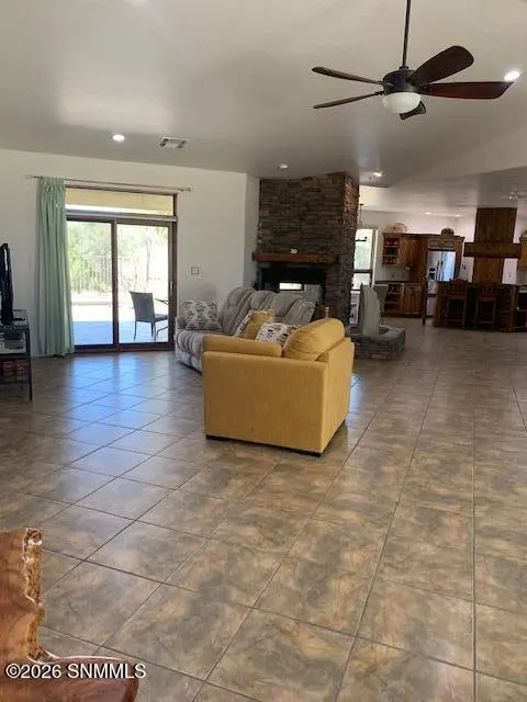 4 Mount Olympus RD, Silver City, NM 88061