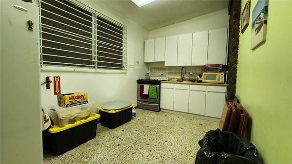 x 176 ROAD CLLE CUATRO CALLES, San Juan, PR 00926