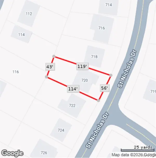 9 Glenview DR, Belleview, IL 62223
