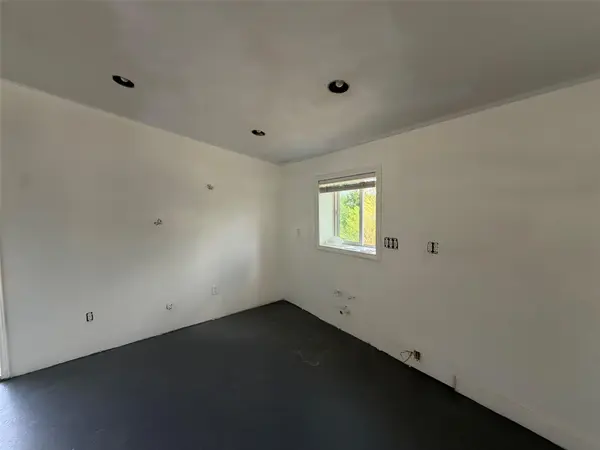 1700 Harmon Hills RD, Dripping Springs, TX 78620