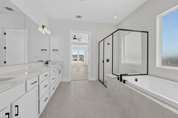 1517 Novara TRL, Leander, TX 78641