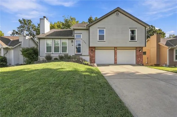 9504 NW 87th TER, Kansas City, MO 64153