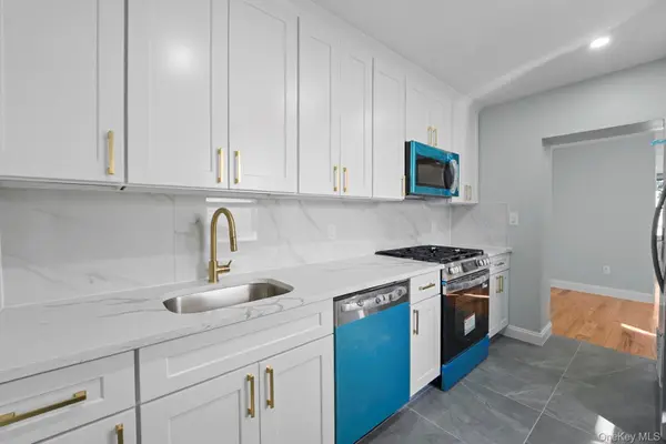 11912 143rd ST, Jamaica, NY 11436