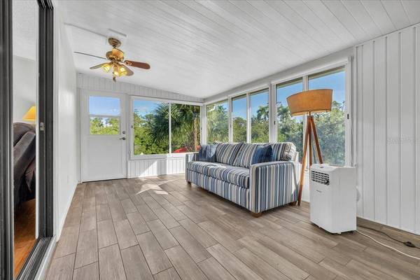 47 N STARBOARD DR, Venice, FL 34285