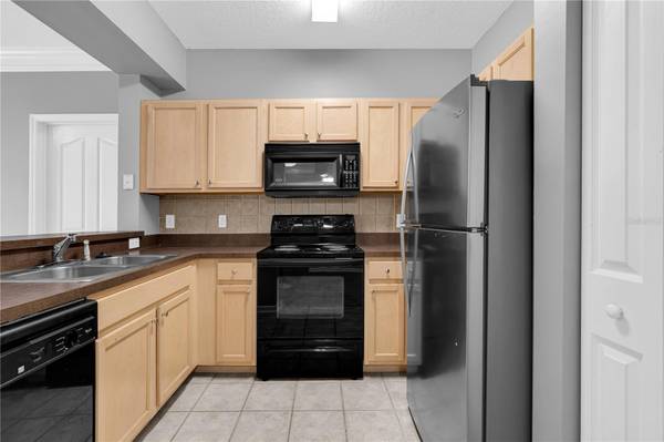12837 MADISON POINTE CIR #204, Orlando, FL 32821