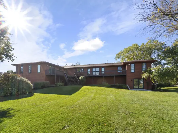 10316 Arabian TRL, Woodstock, IL 60098