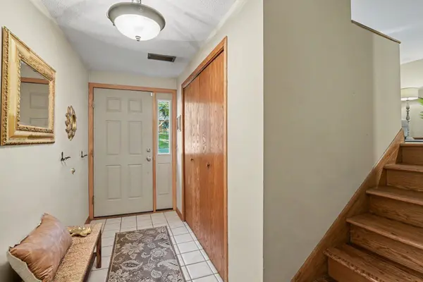 16401 Temple DR S, Minnetonka, MN 55345