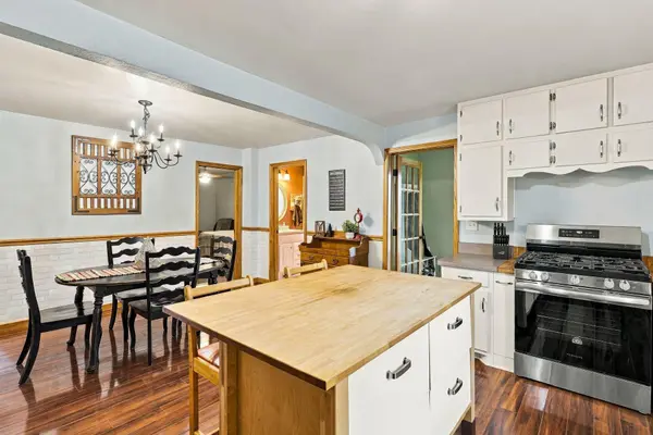 651 2nd ST S, Winsted, MN 55395