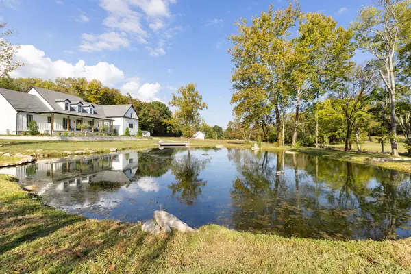 2650 Callis Rd, Lebanon, TN 37090