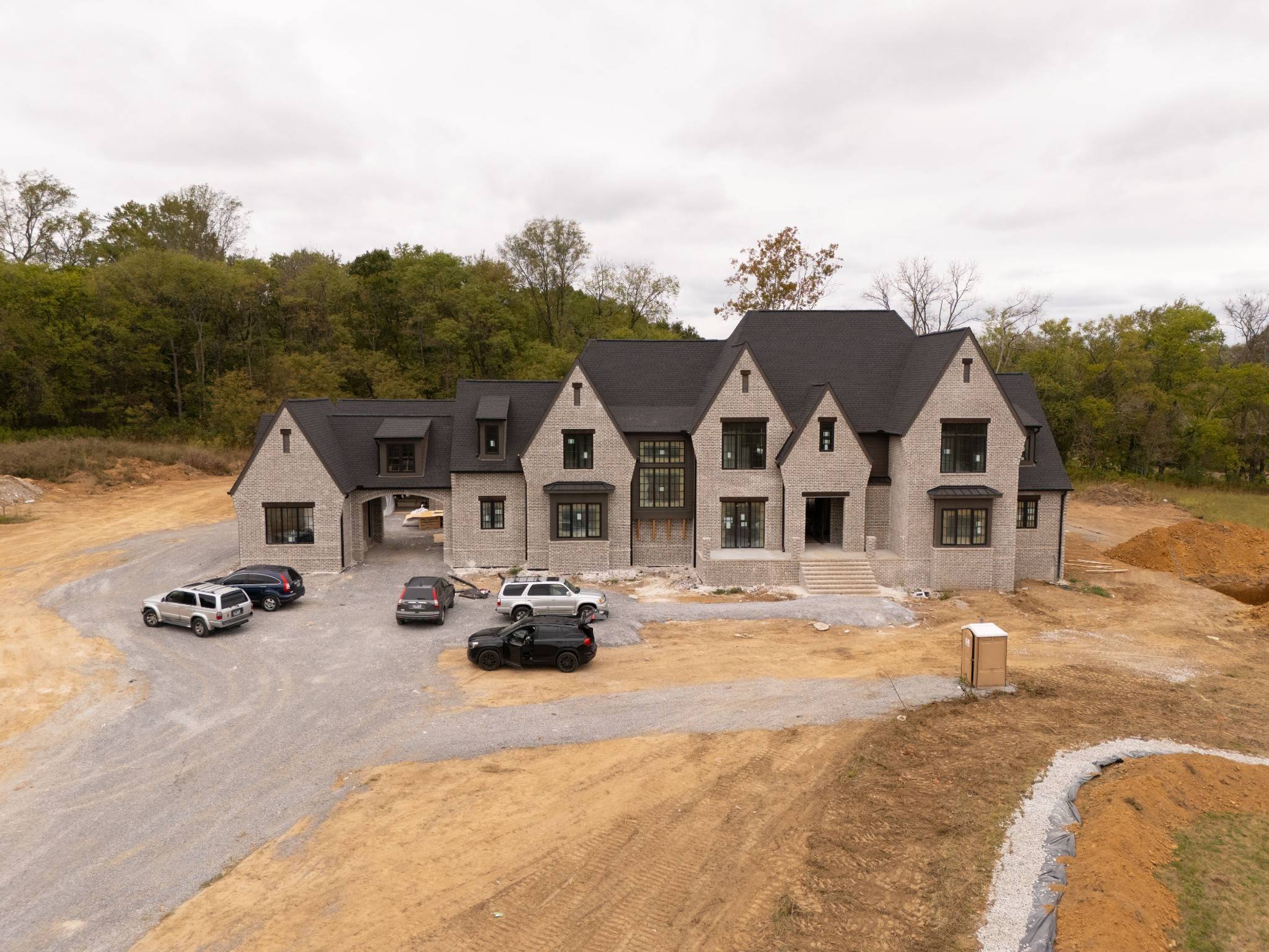 7019 Belcastle Ln, College Grove, TN 37046